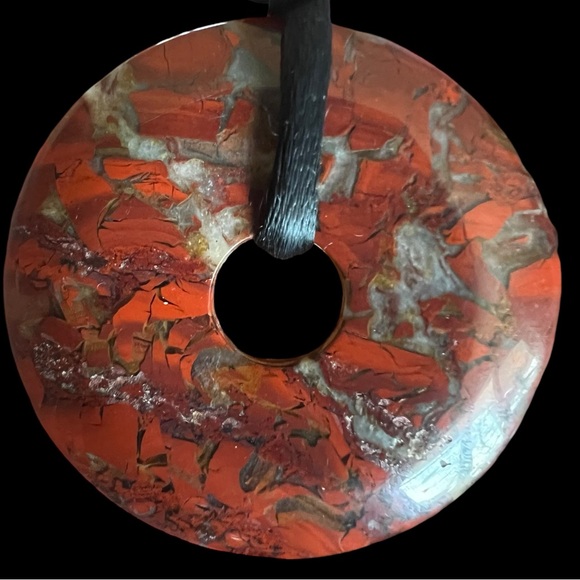 ๐ Brecciated Red Jasper Pendant Necklace ๐ - Picture 2 of 2